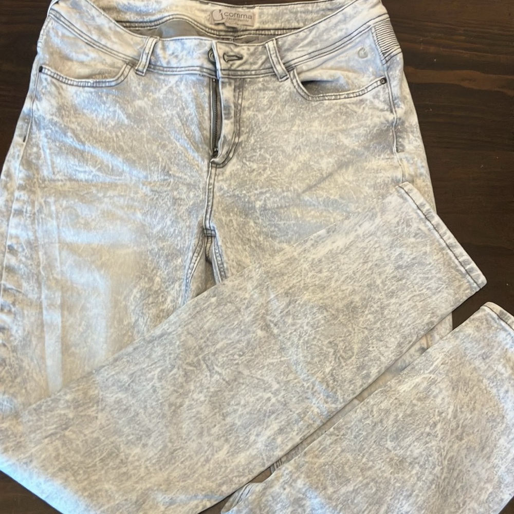 Women's Gray Jeans